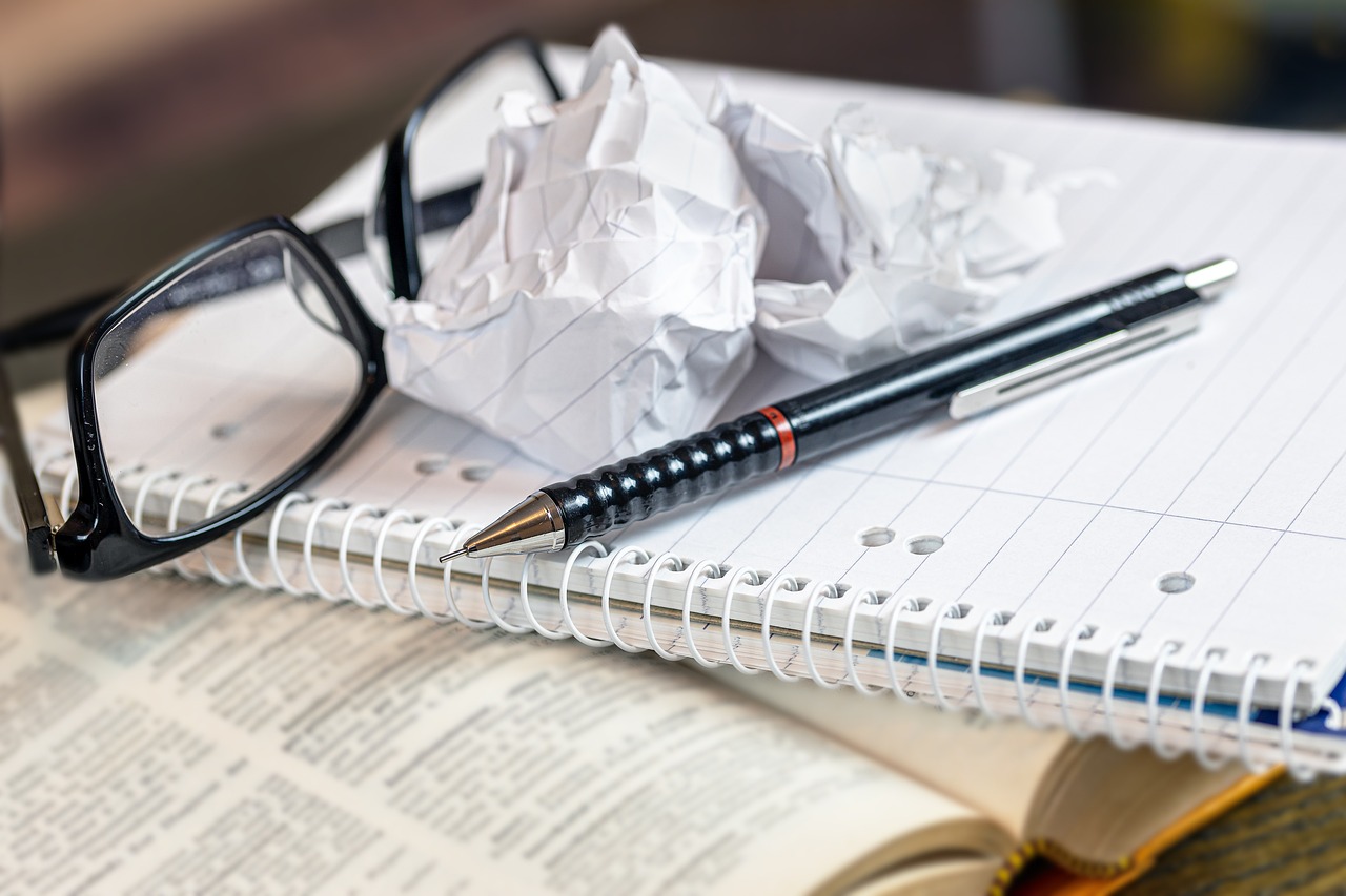 Diving into the Practice of Safety Measures: Clues from Human Behavior